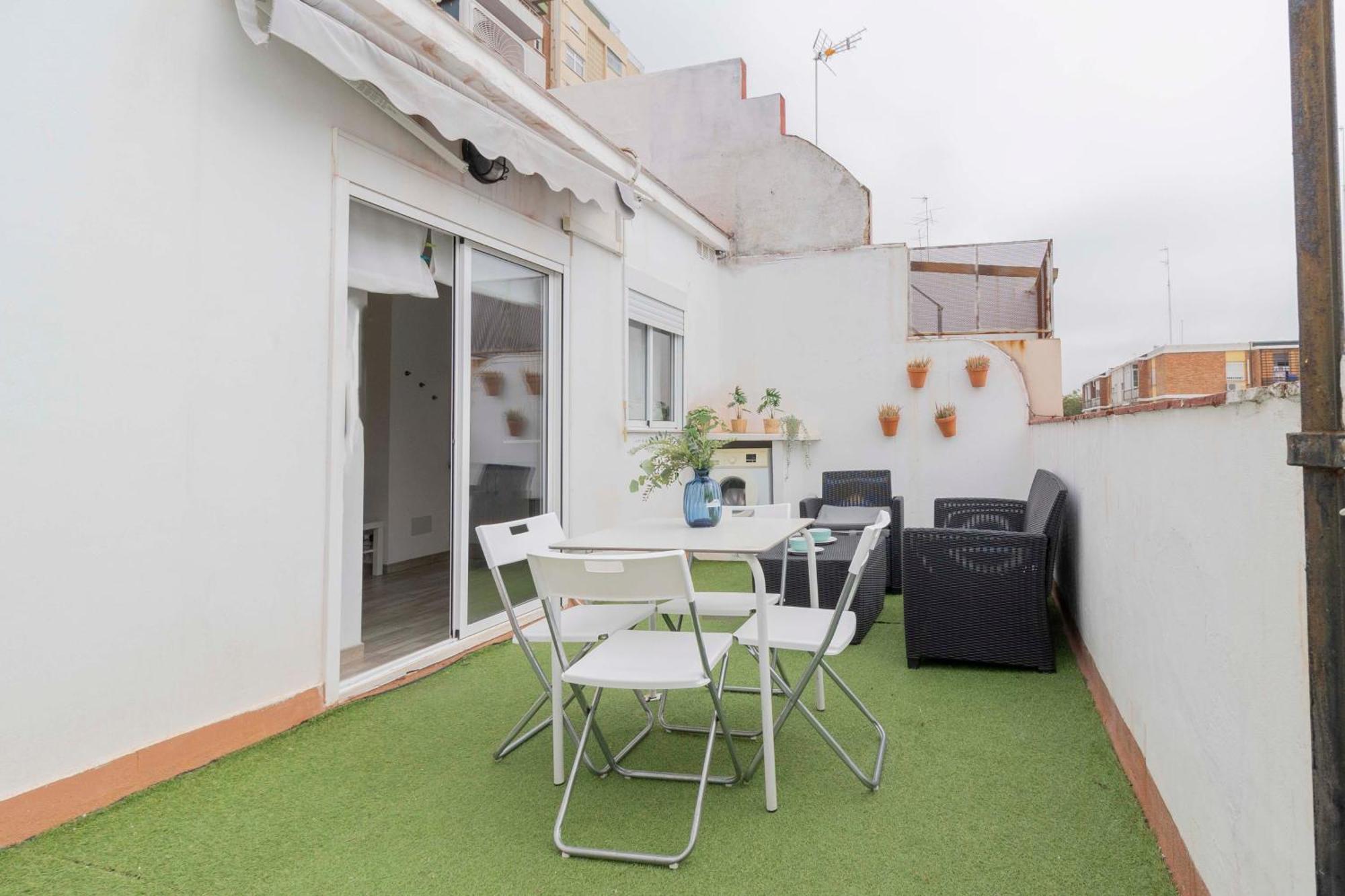 Apartamentos Los Remedios Sevilla Exterior foto